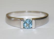 white gold & aquamarine ring